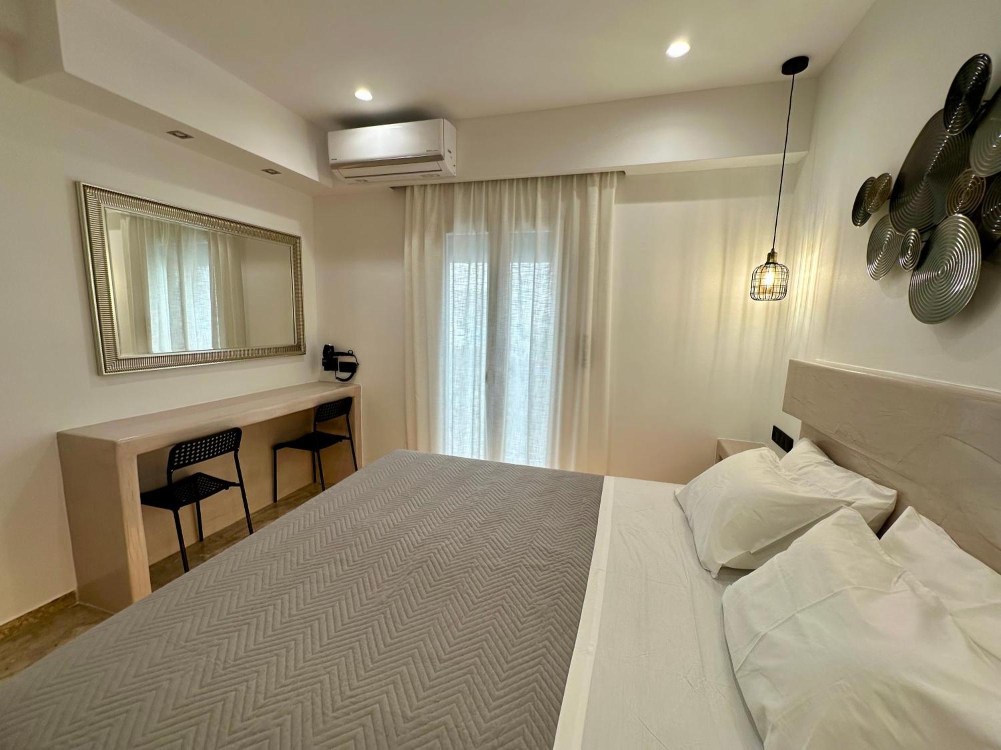 Aphrodite Hotel & Apartments Chora  Dış mekan fotoğraf