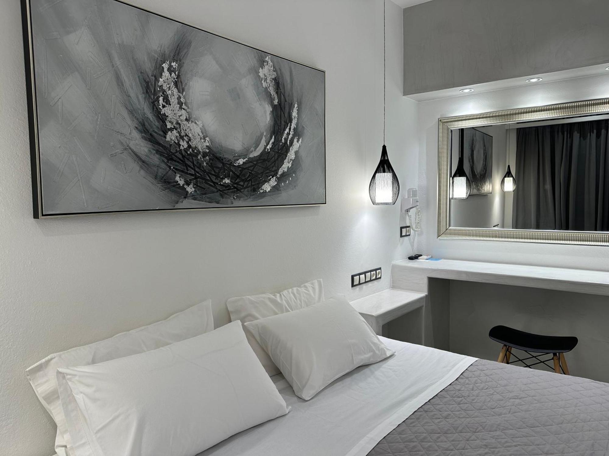 Aphrodite Hotel & Apartments Chora  Dış mekan fotoğraf