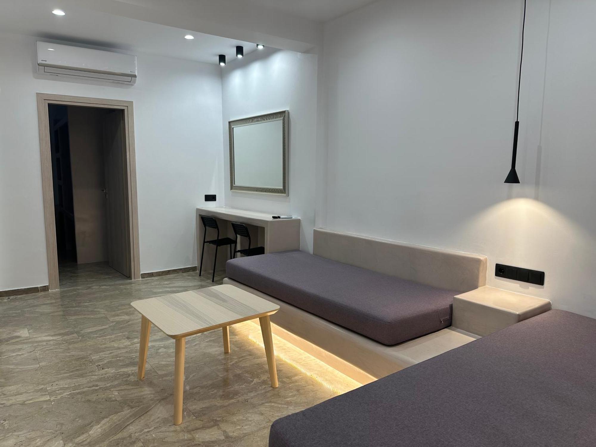 Aphrodite Hotel & Apartments Chora  Dış mekan fotoğraf