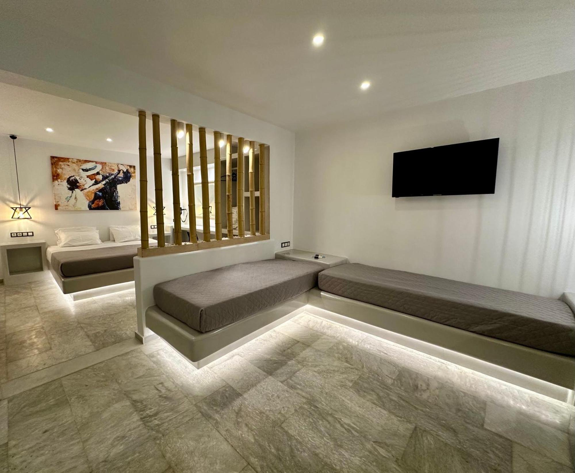 Aphrodite Hotel & Apartments Chora  Dış mekan fotoğraf